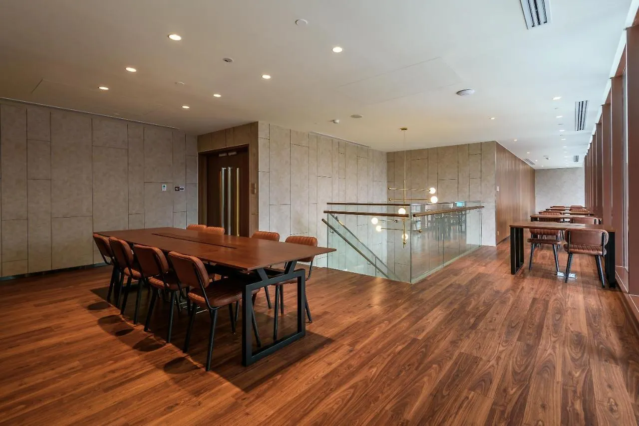 Metropole Saigon Suites Ho Chi Minh City