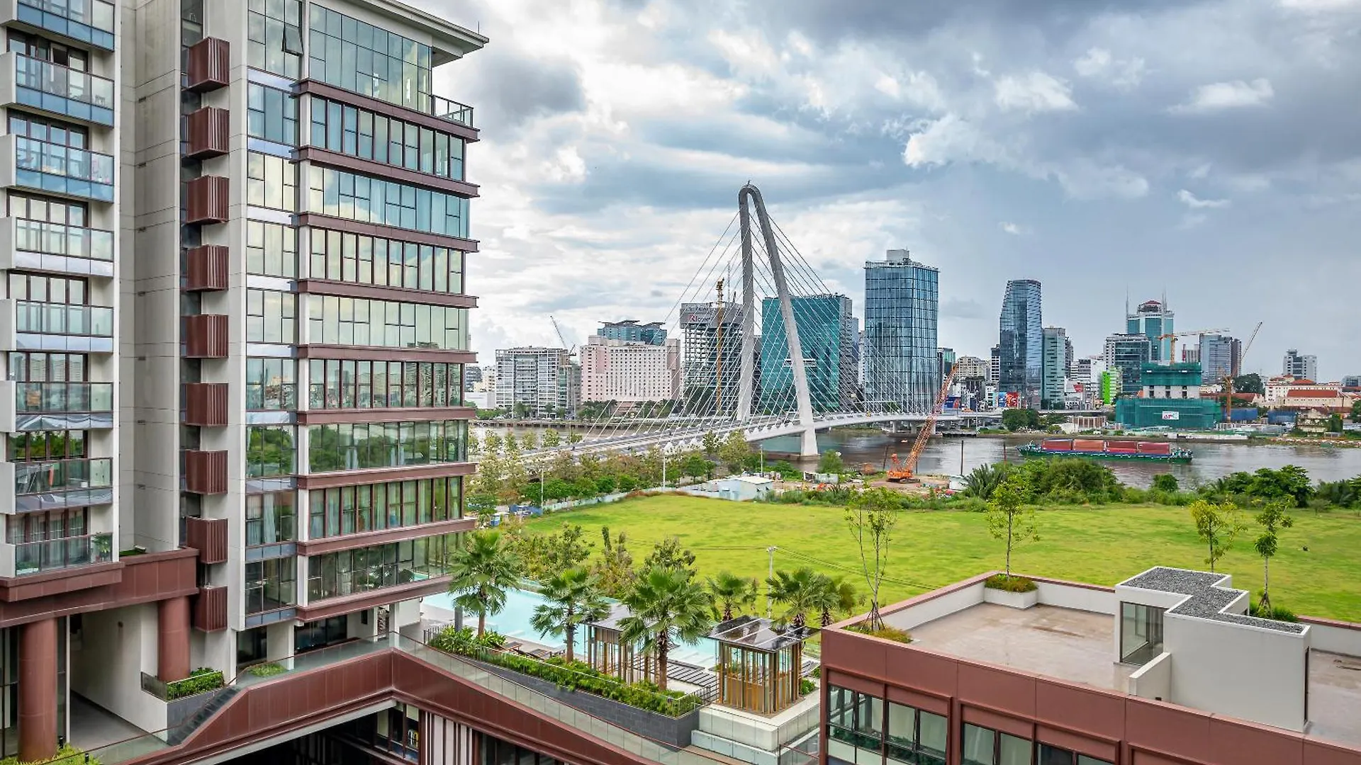 Metropole Saigon Suites Ho Chi Minh City Apartment